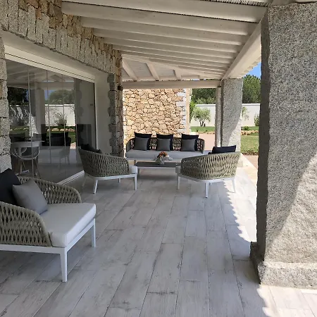 Bed & Breakfast Destino Di Nora 4*