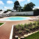 Destino Di Nora Bed & Breakfast 4*